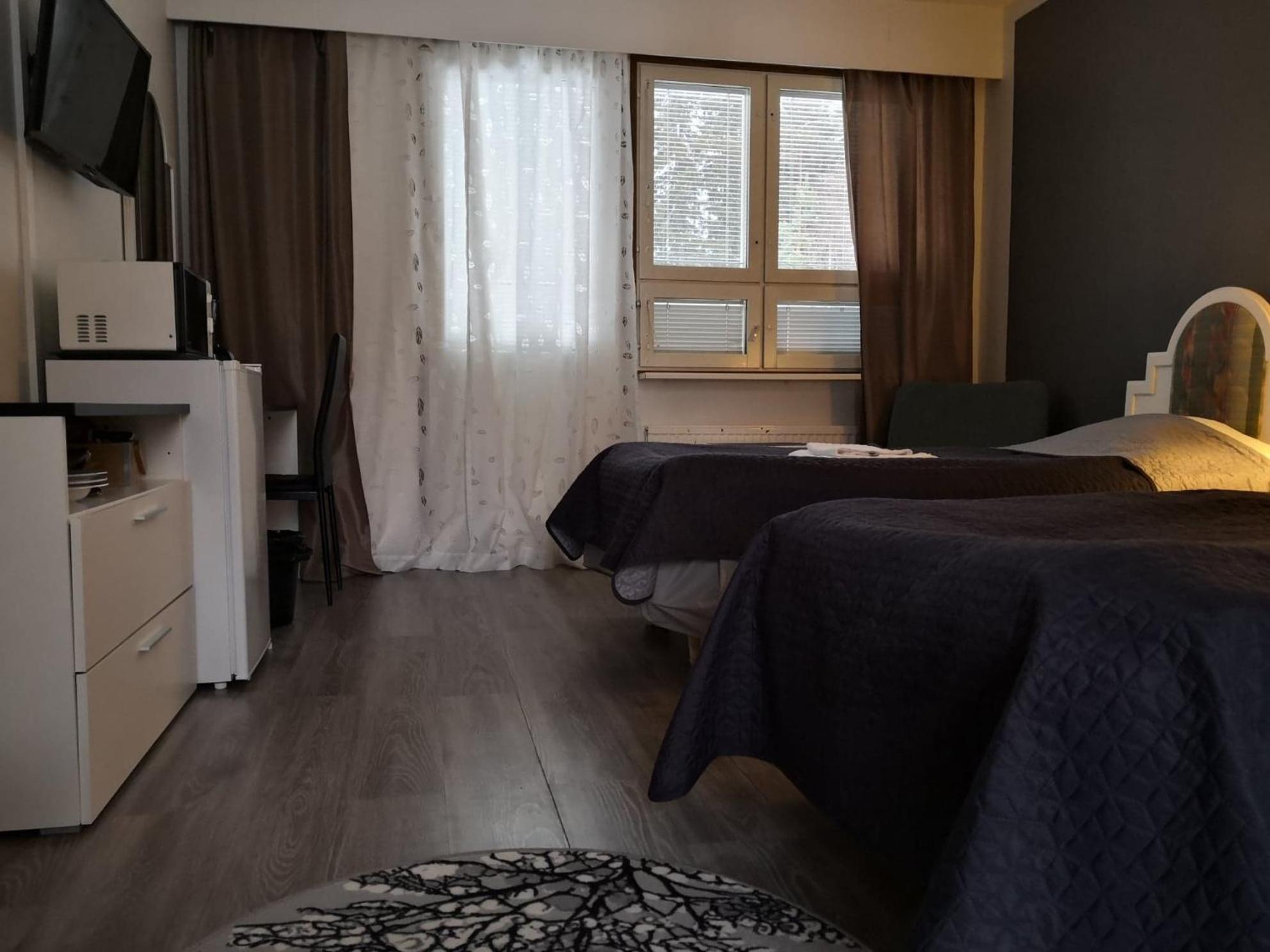 Hotelli Ravintola Tiilikka Rautavaara ภายนอก รูปภาพ