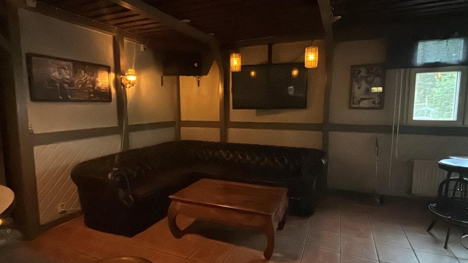 Hotelli Ravintola Tiilikka Rautavaara ภายนอก รูปภาพ