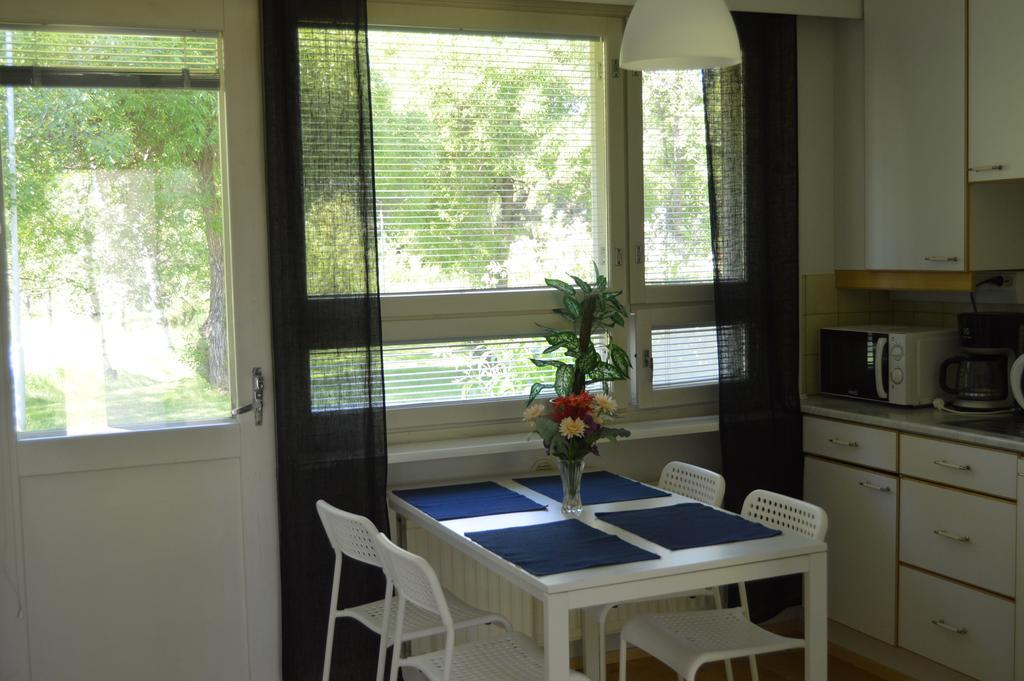 Hotelli Ravintola Tiilikka Rautavaara ภายนอก รูปภาพ